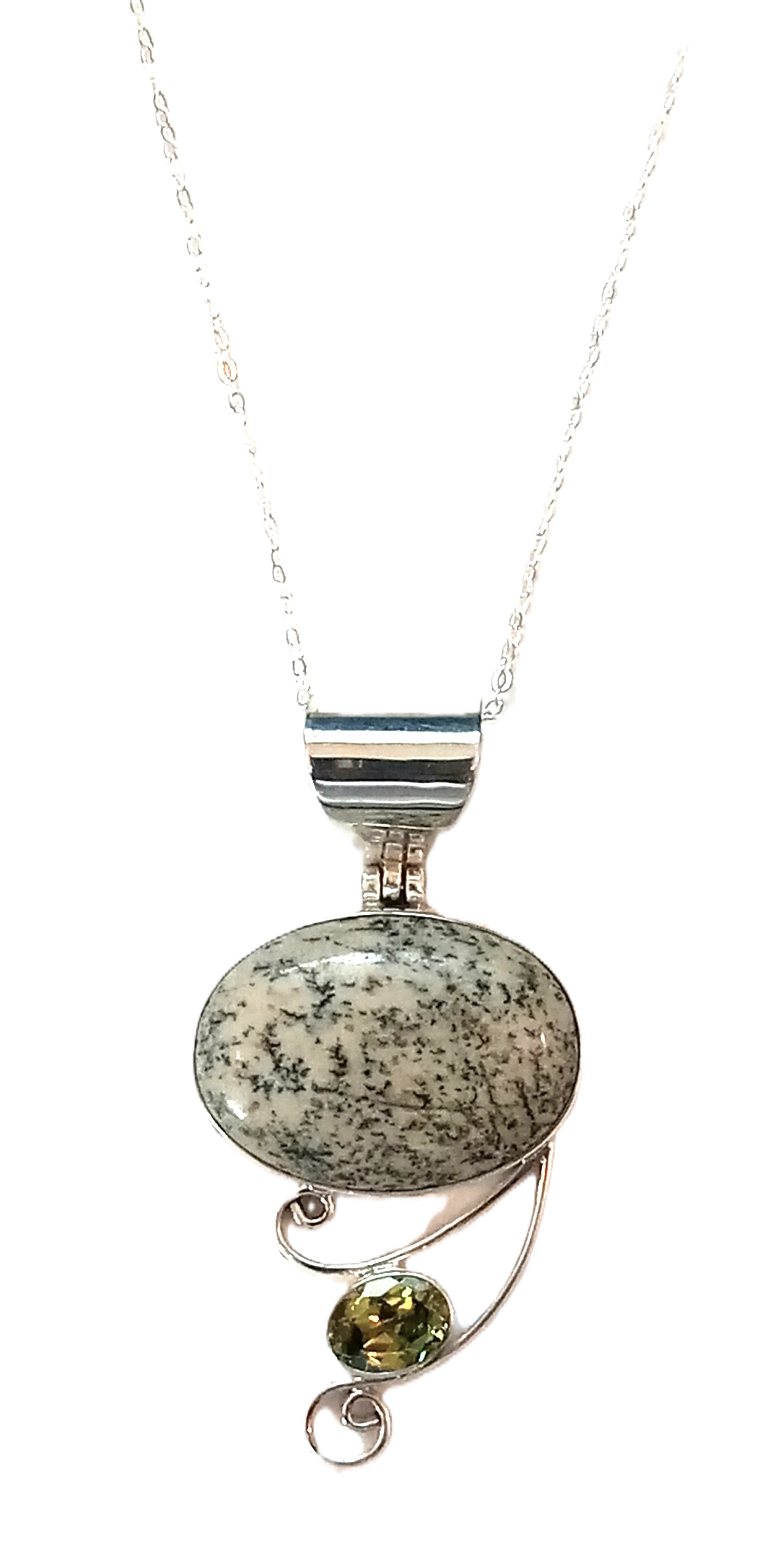 Agate and Peridot pendant in sterling silver.