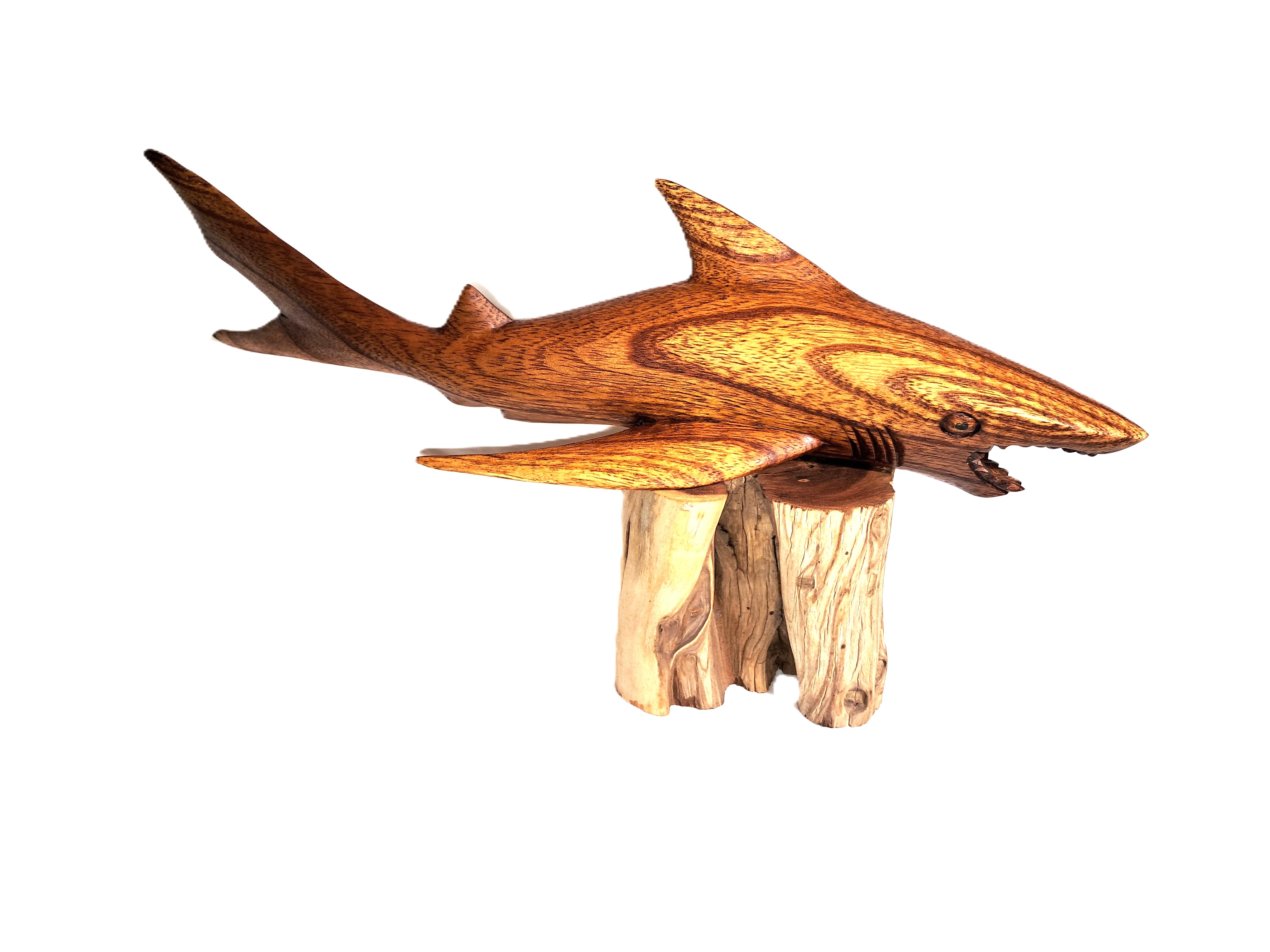 Shark wood carving (shrk16).