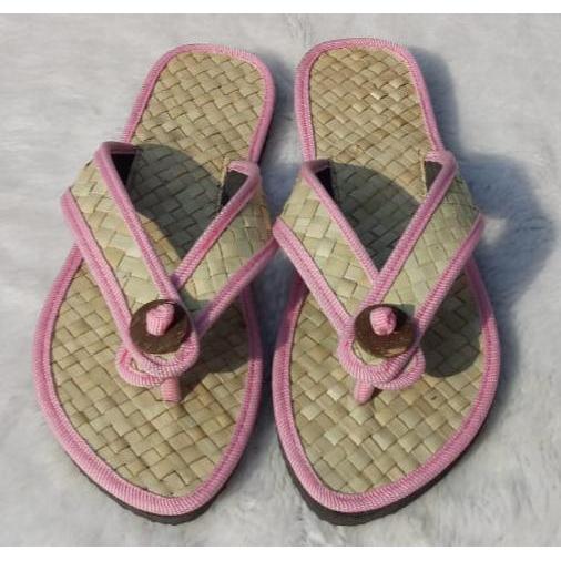 Sandal Anyaman
