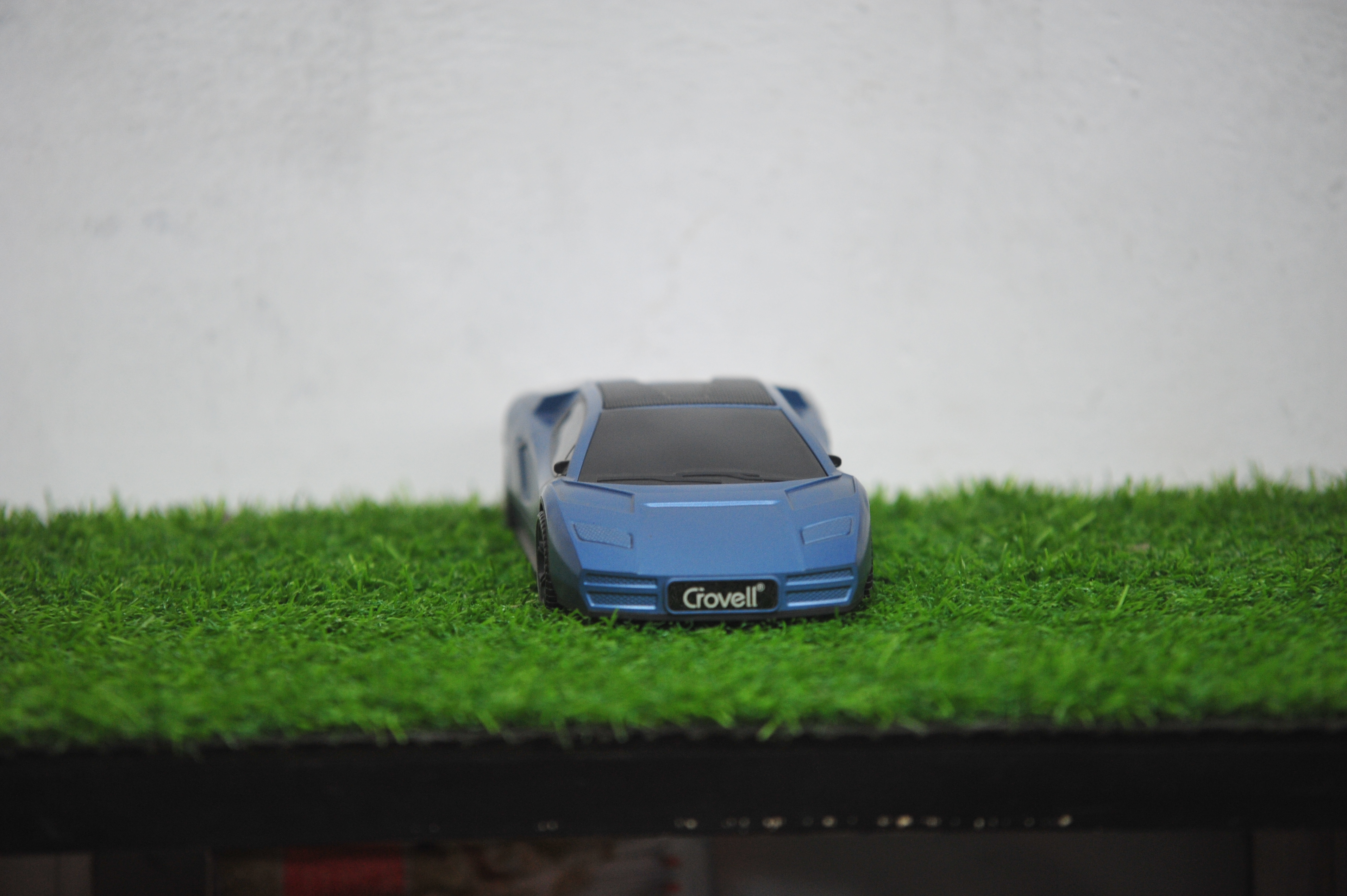 Blue car Multimedia Bluetooth speaker crowell