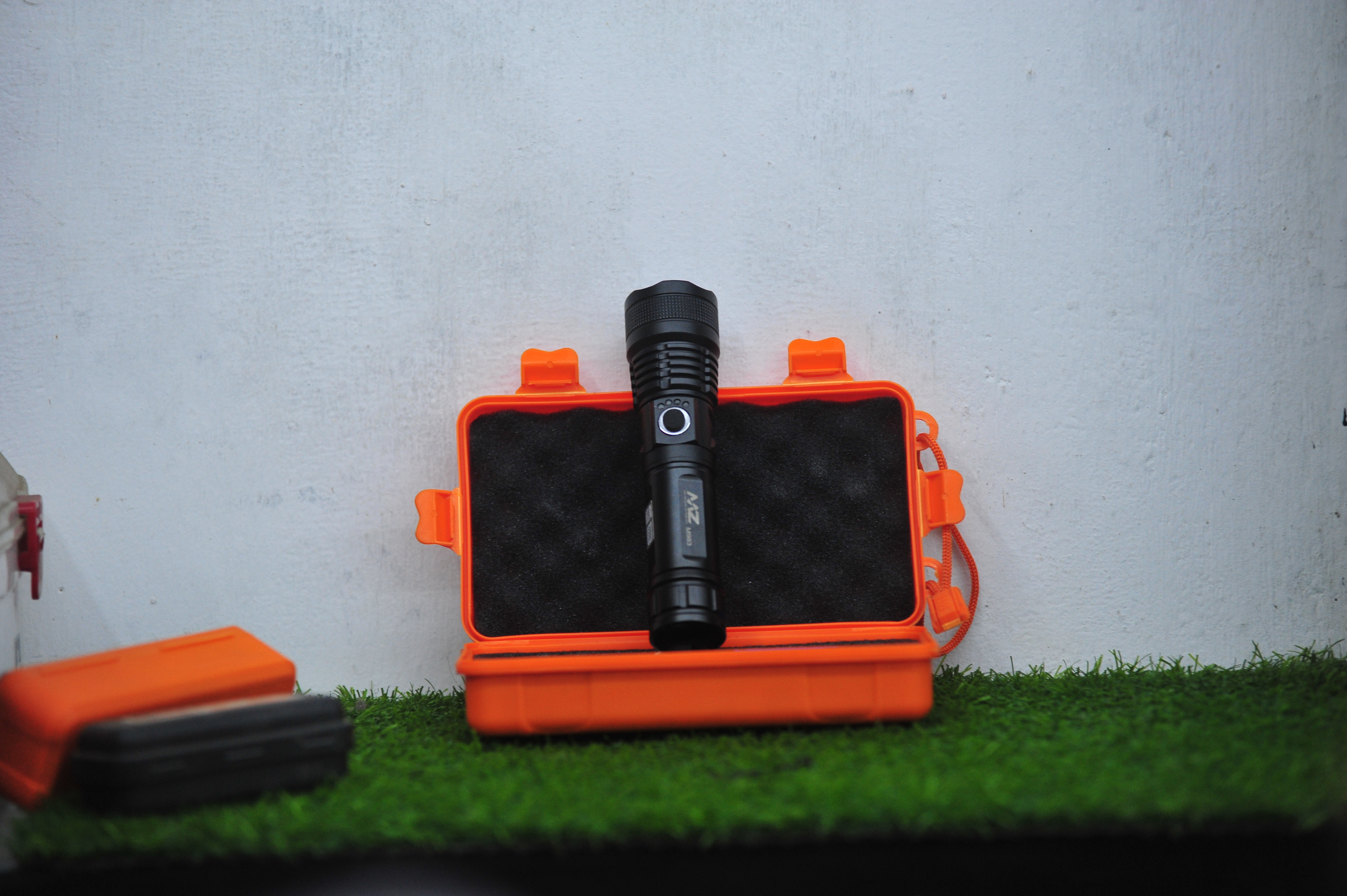 Portable Flashlight MZ M9A3