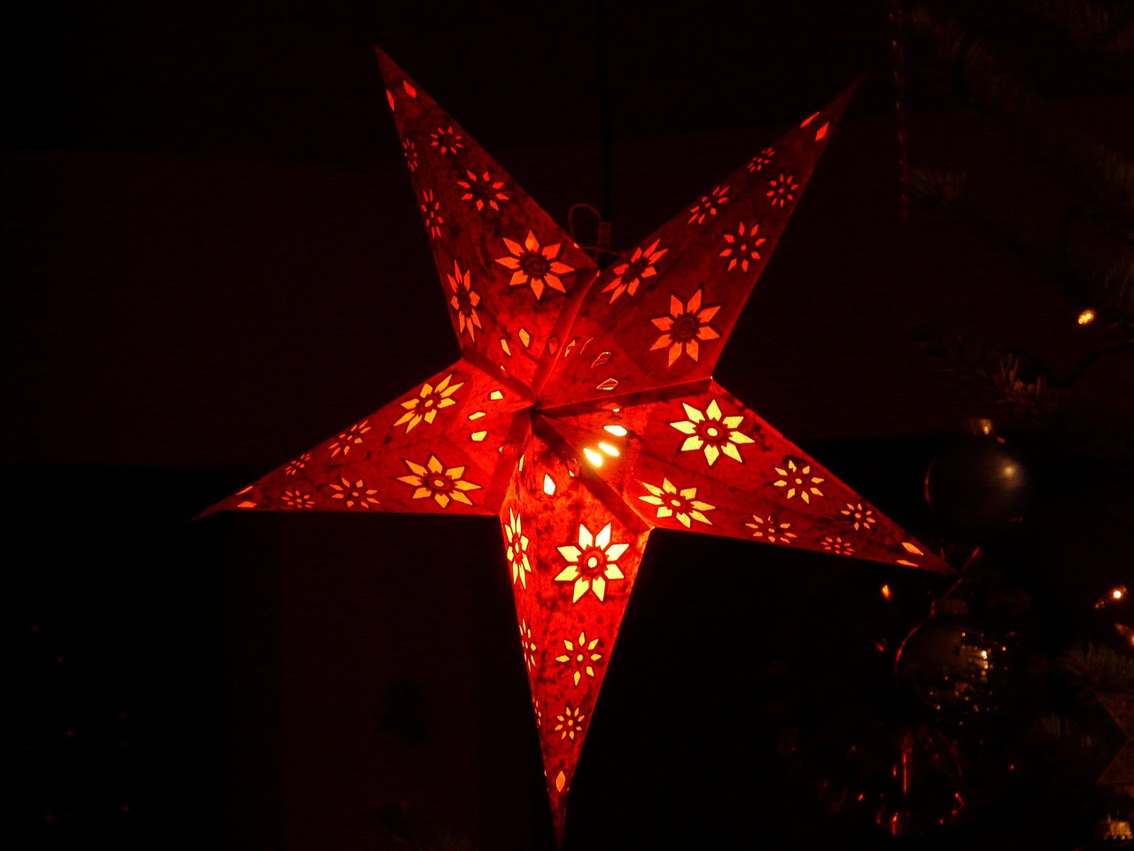 XMAS STAR FROM 200 ONWARDS