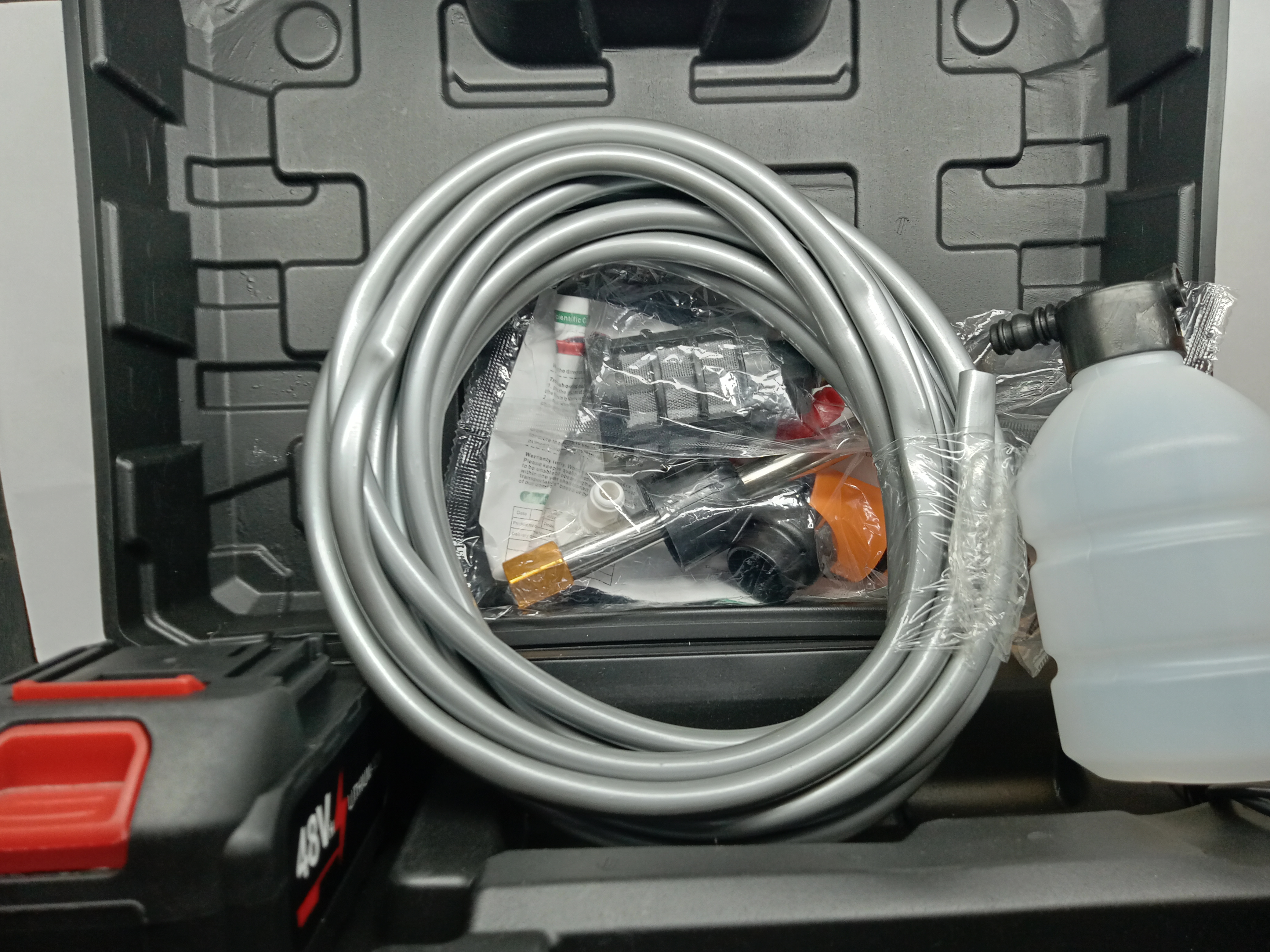 Cordless High-Pressure Washer