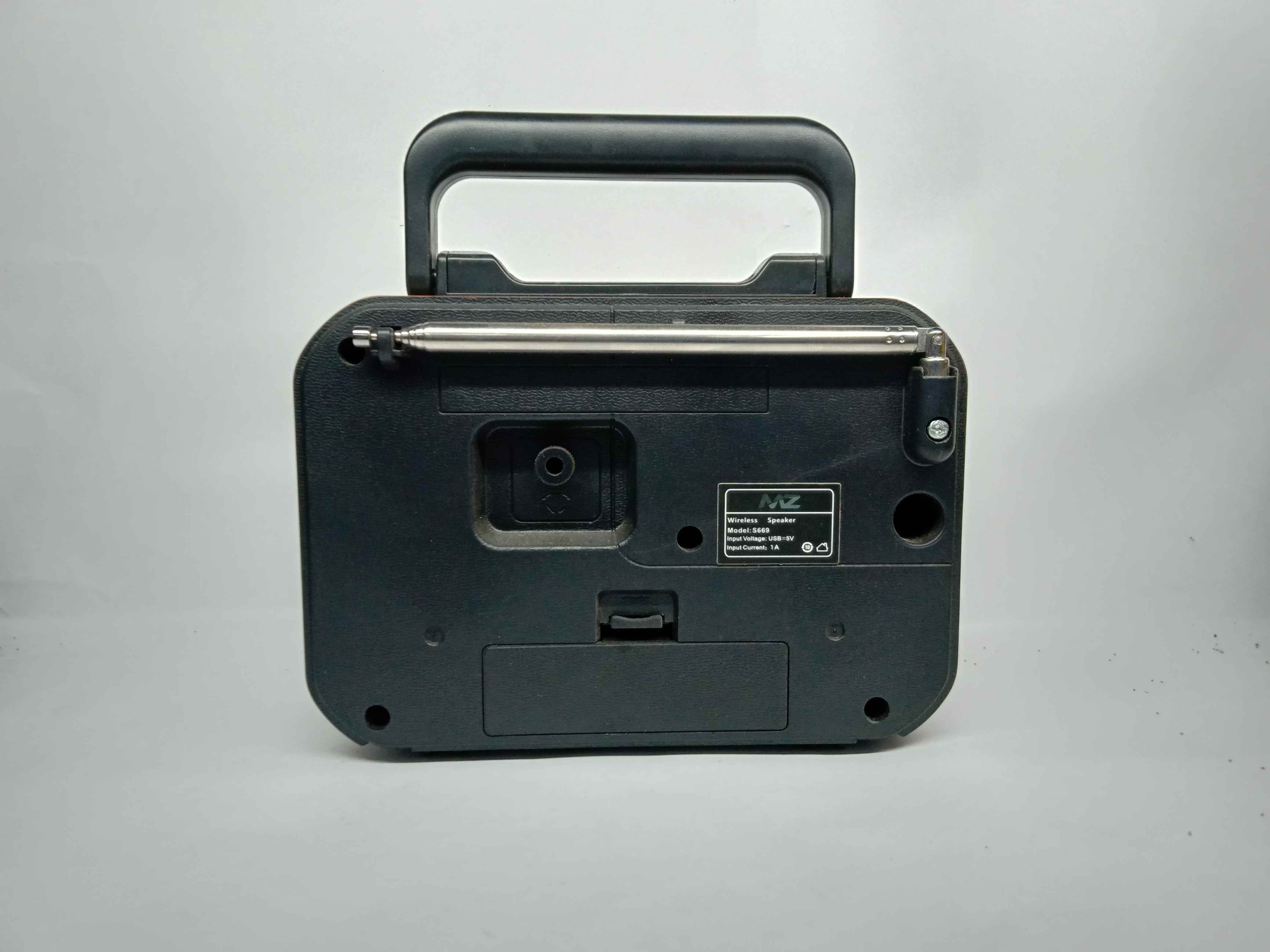 MZ Bluetooth/FM speaker 5W