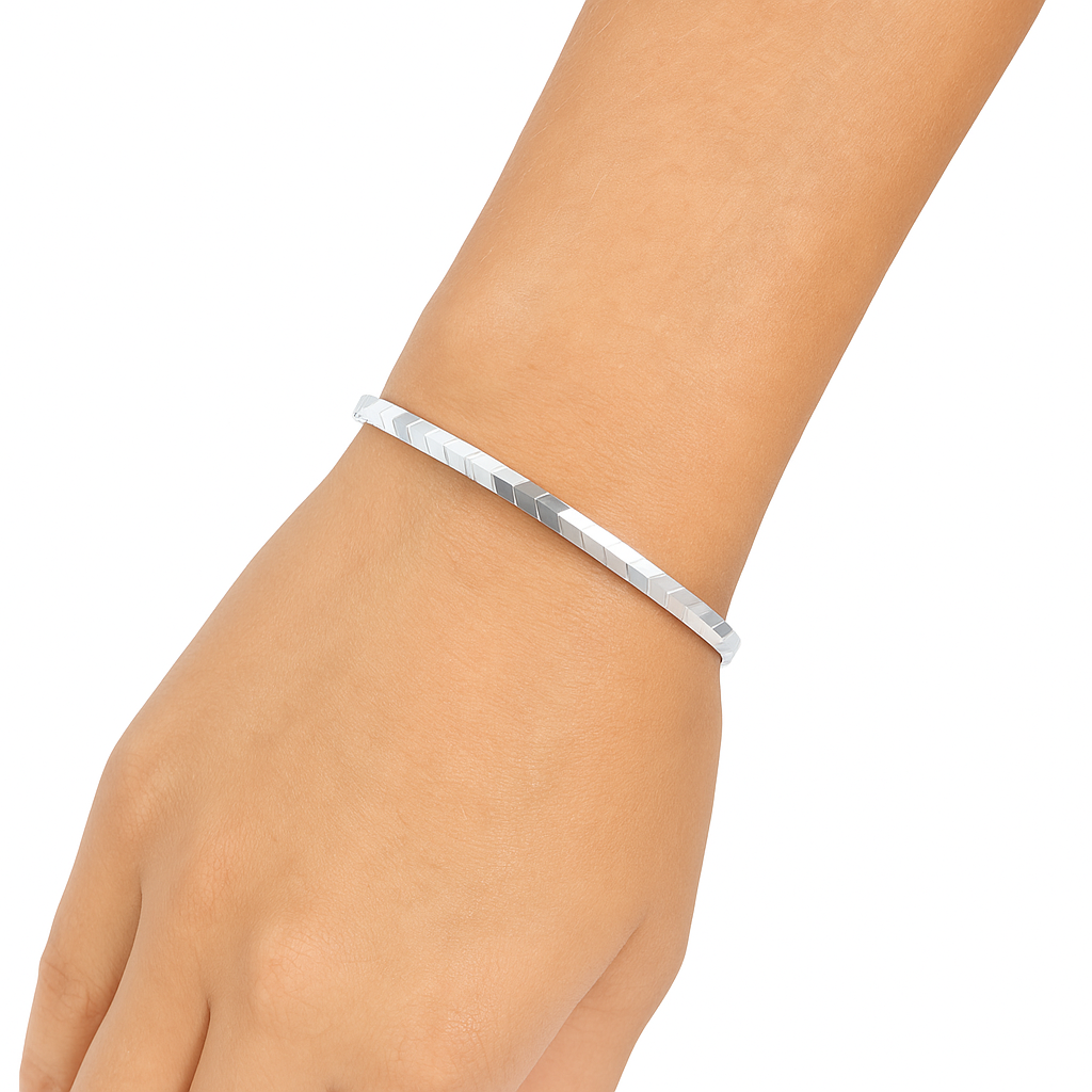 Designer Silver bangle By swarn jewels