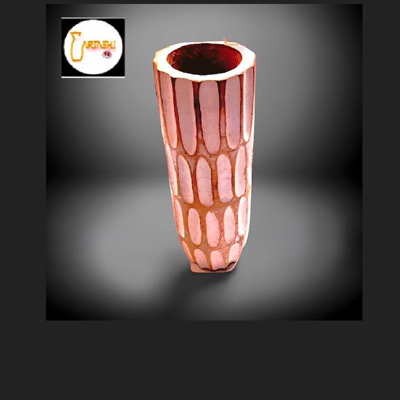 Vase antique white