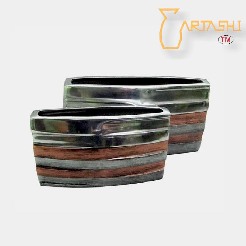 Vases aluminum
