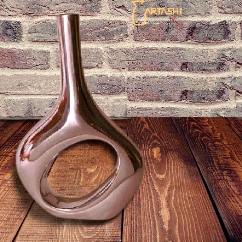 Vases and decoration