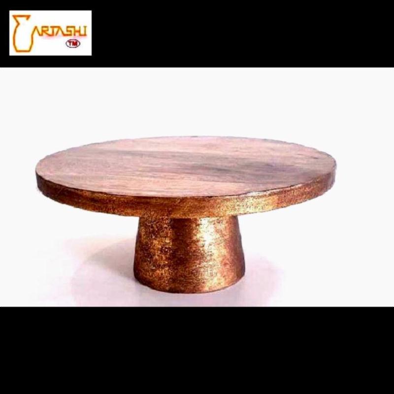 Cake stand