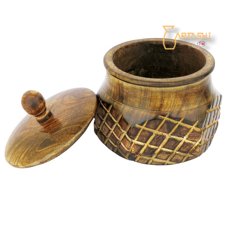 Decor jars wooden