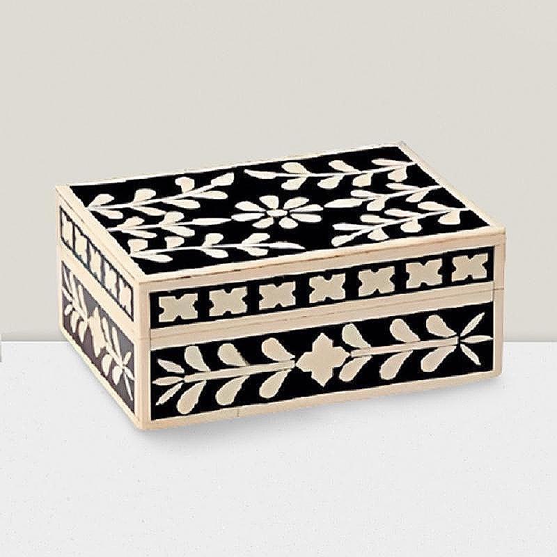 Decorations boxes
