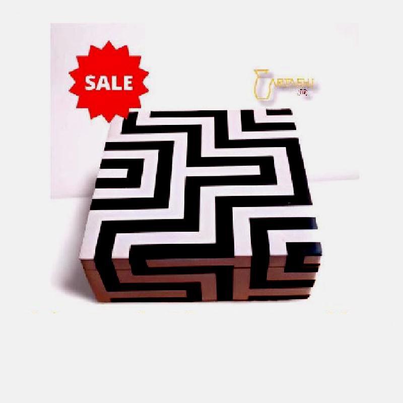 Decorative boxes with lids