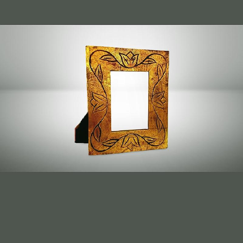Decorative picture frames