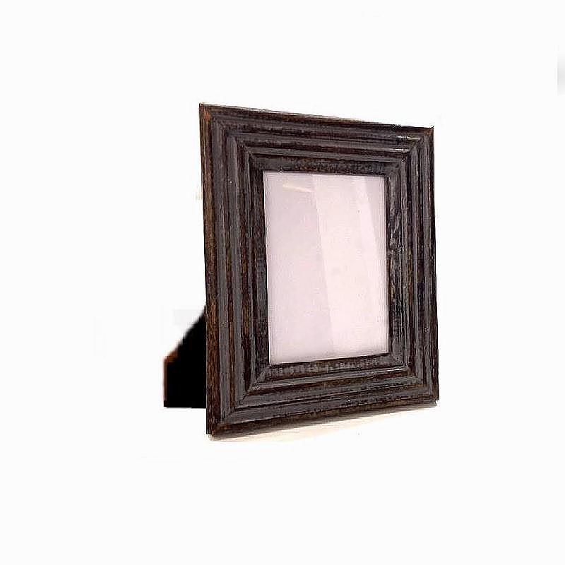 Picture custom frames wood