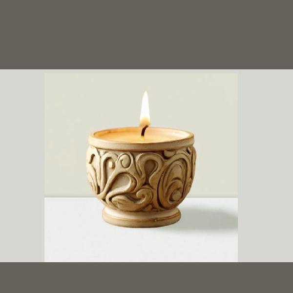 Aromatherapy candles and holder 