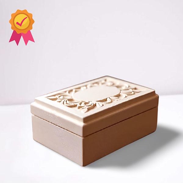 Decorative box with lid wood