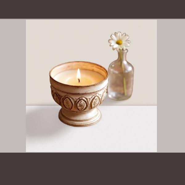 Aromatherapy candles 
