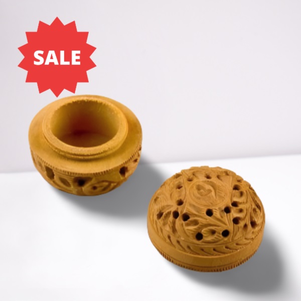 Wood carving trinket box