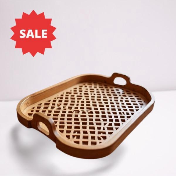 Serving tray
