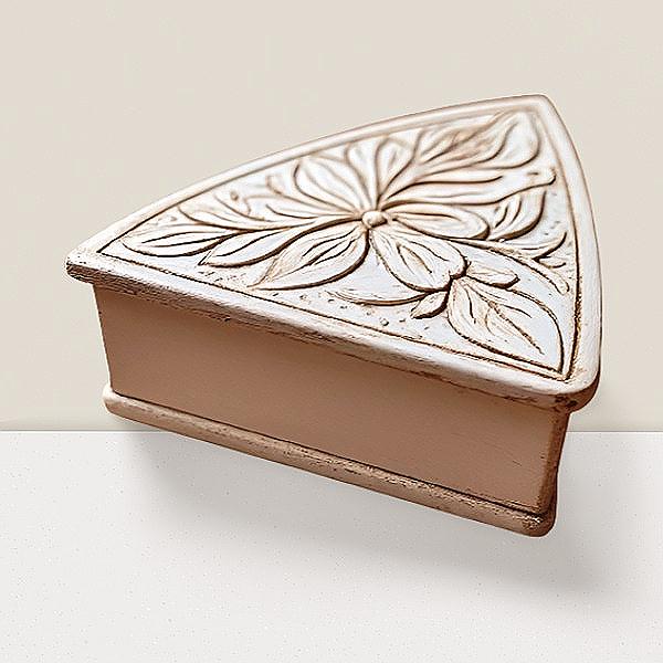 Triangular Jewelry Box 