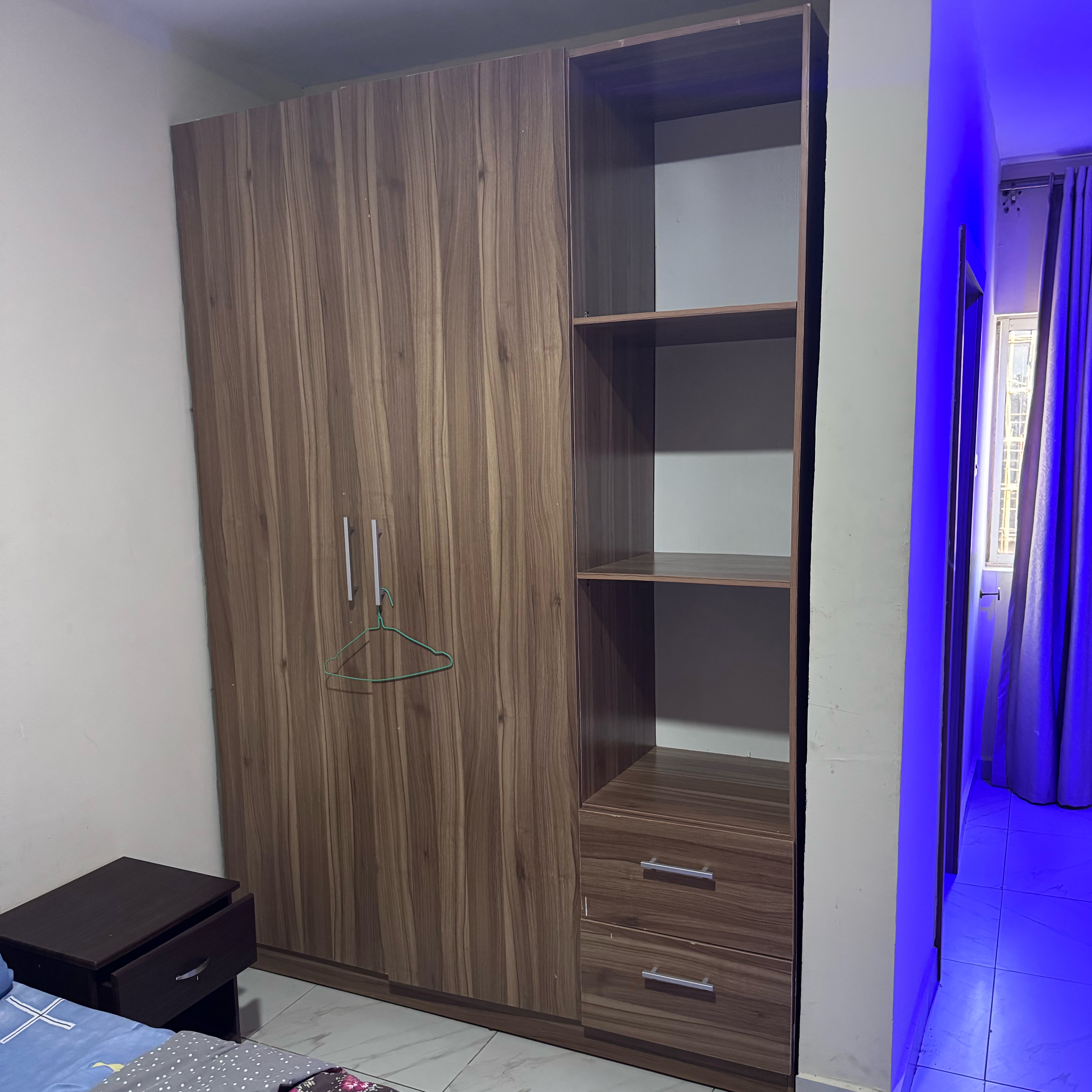 Shared Space 6x6 bed