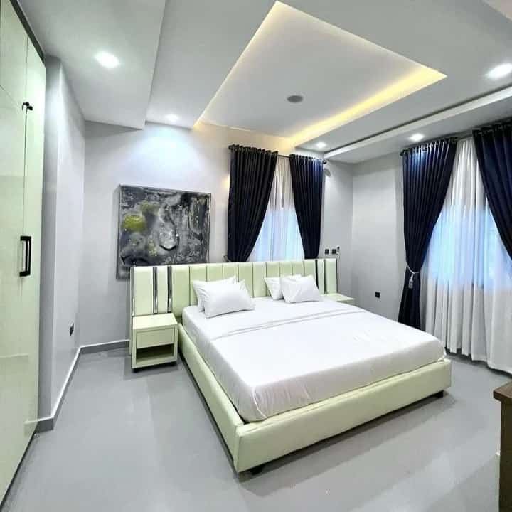 3 bedroom in LifeCamp with 24/7 A.C, Free breakfast and Gazebo