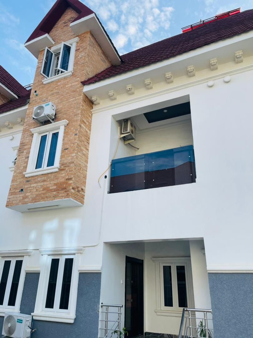 4 Bedroom Duplex in Garimpa
