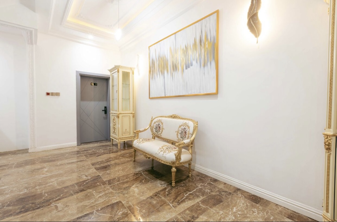 Executive Studio in LifeCamp + 24/7 A.C With Bathtub