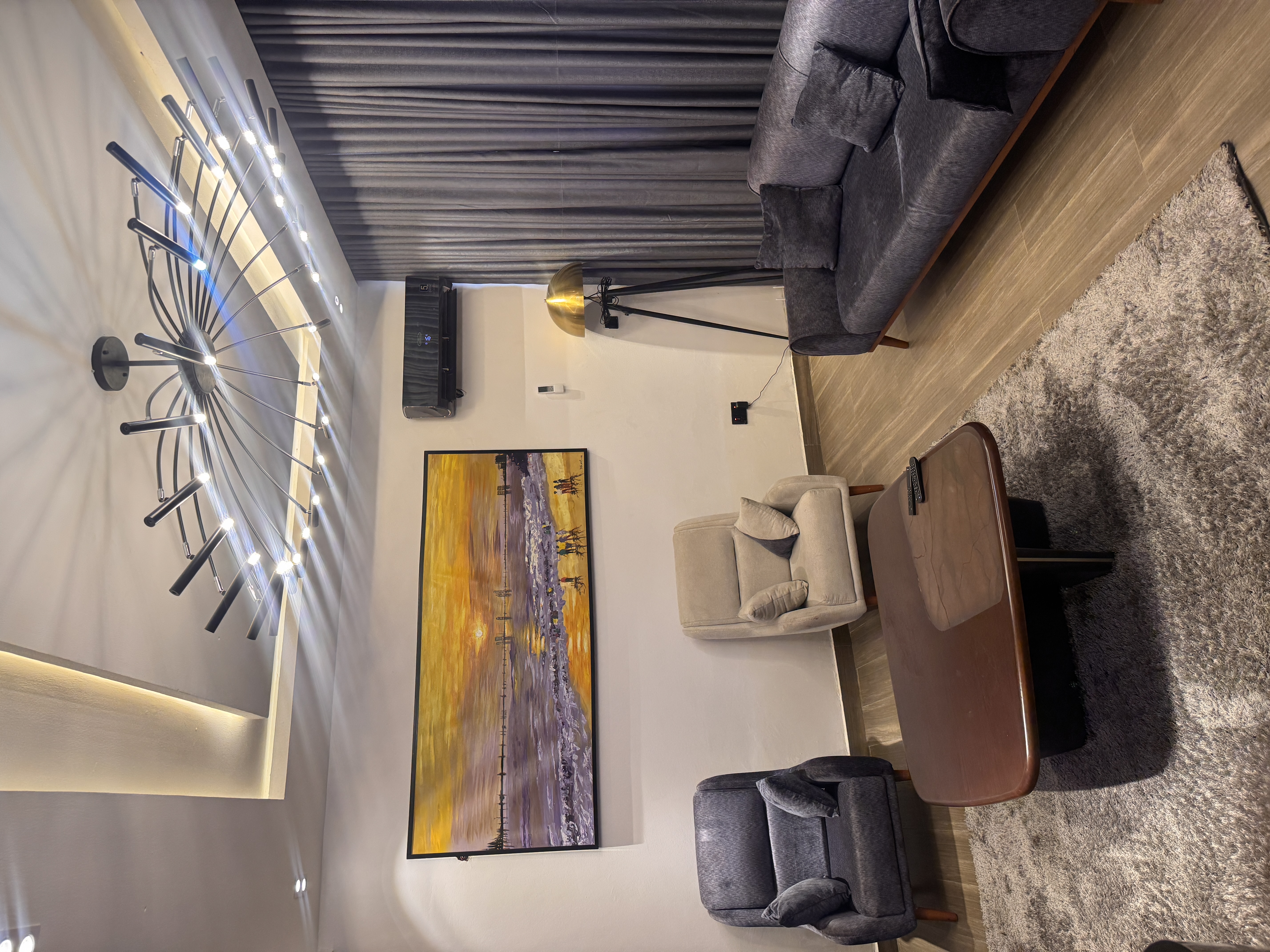 3 Bedroom Duplex with a lounge, snooker, and Ps5