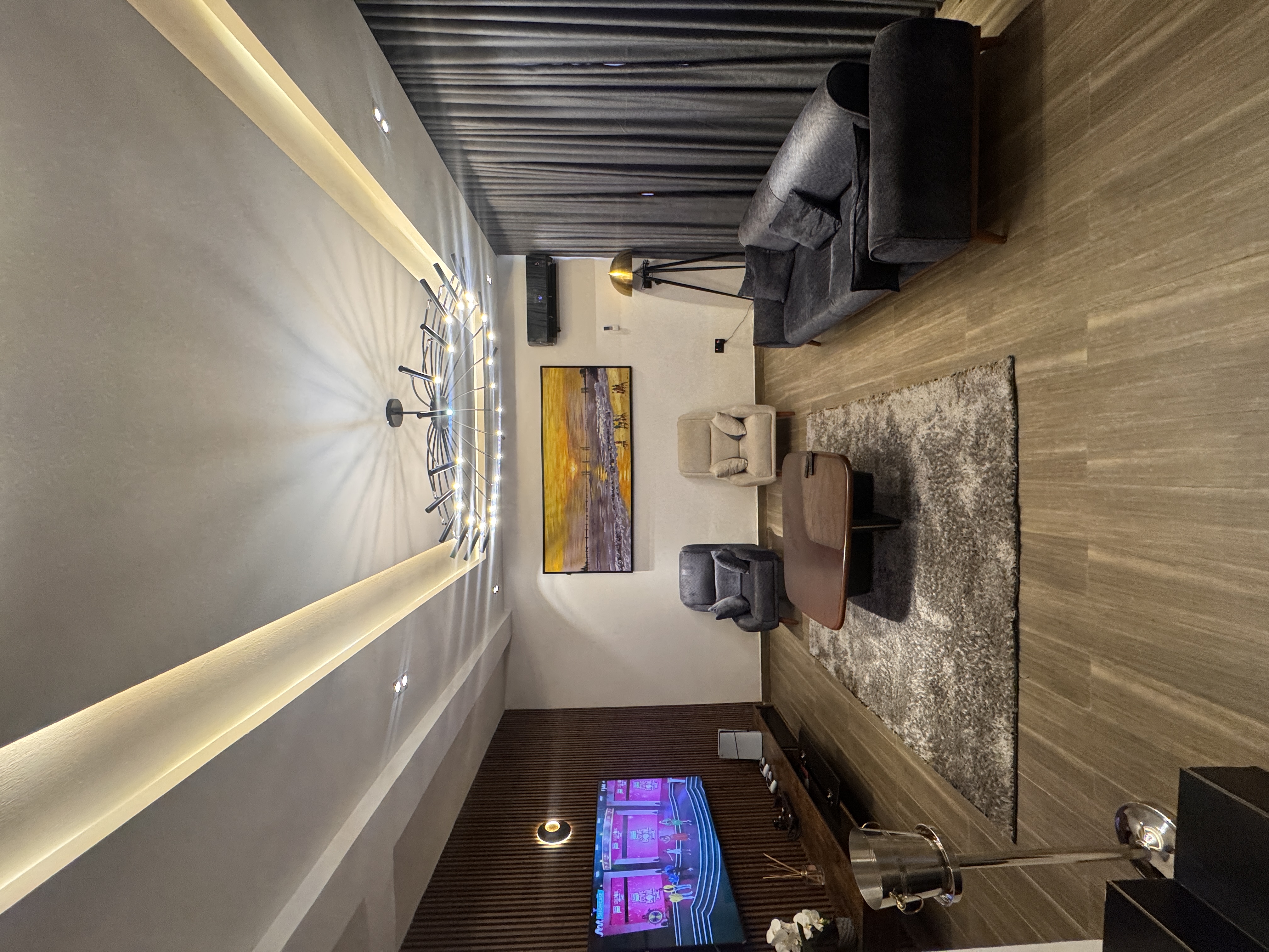 3 Bedroom Duplex with a lounge, snooker, and Ps5
