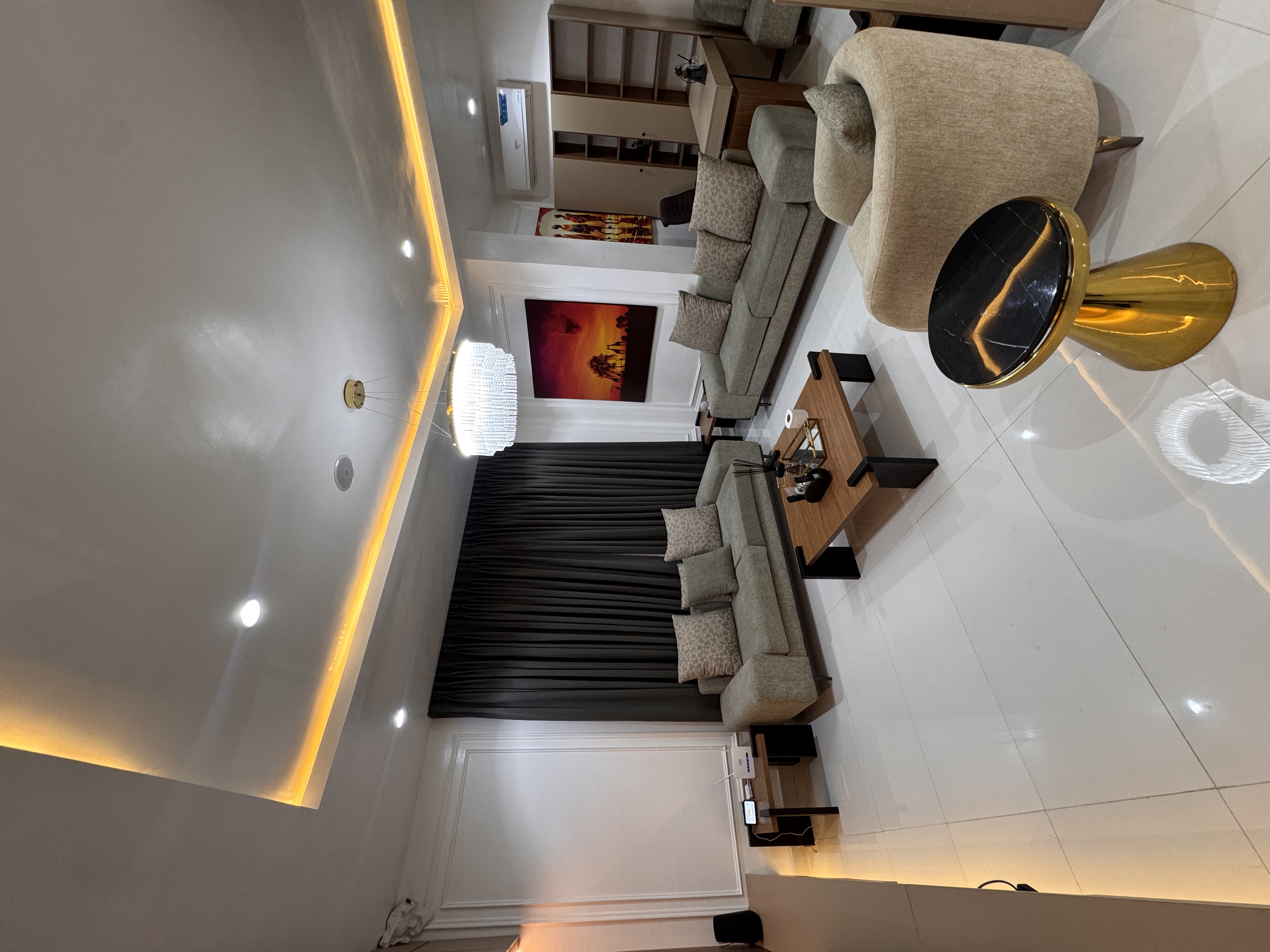 Luxury 1 Bedroom in Guzape with pool, Alexa, inbuit speaker, elevator and 24/7 A.C