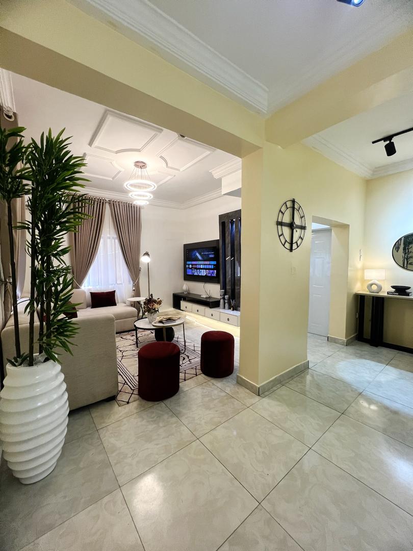 2 Bedroom in Wuse 2 around 1st Forty Hotel