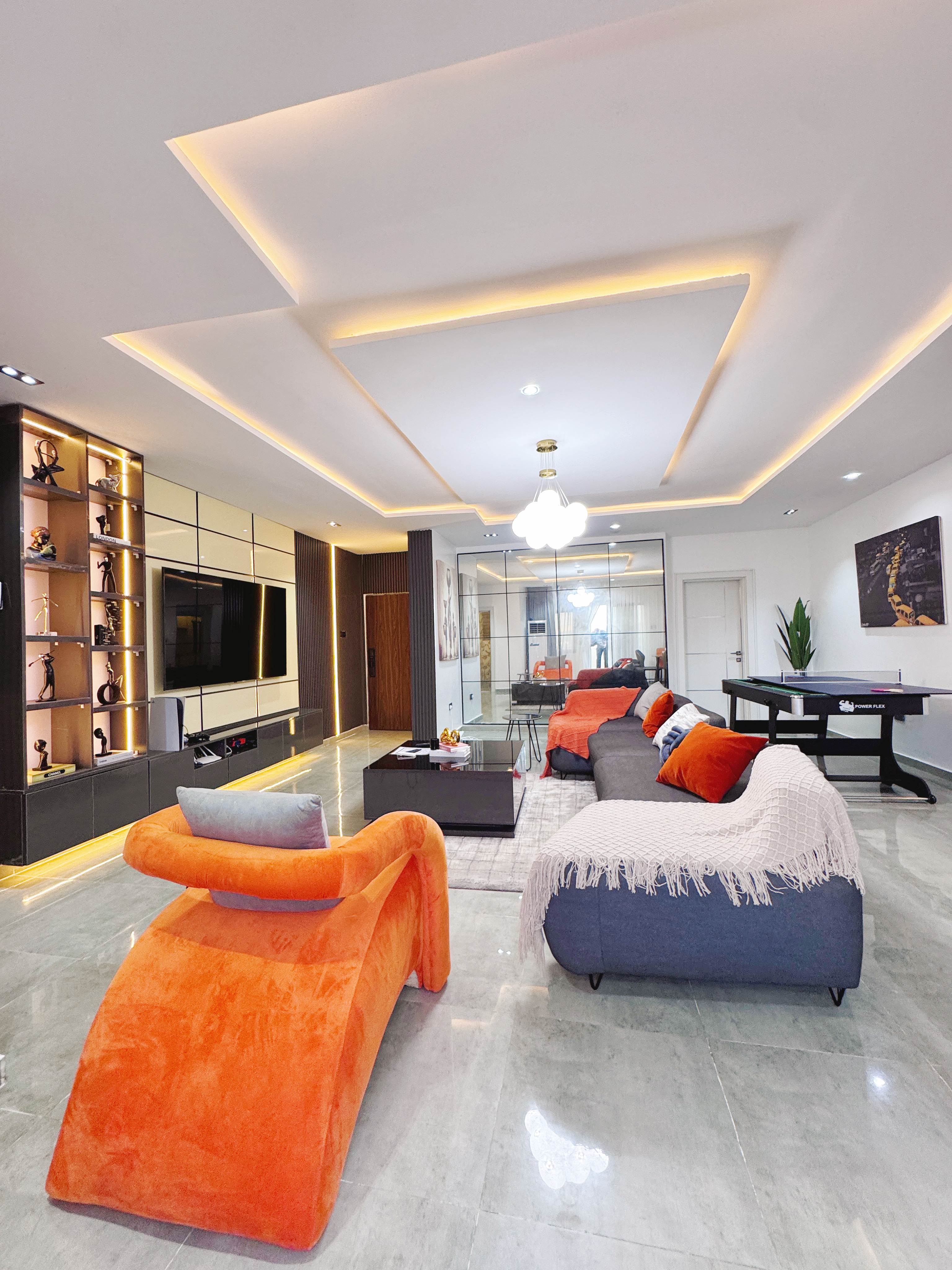 2 Bedroom Smart apartment with Alexa, Ps5, Snooker, & Tennis