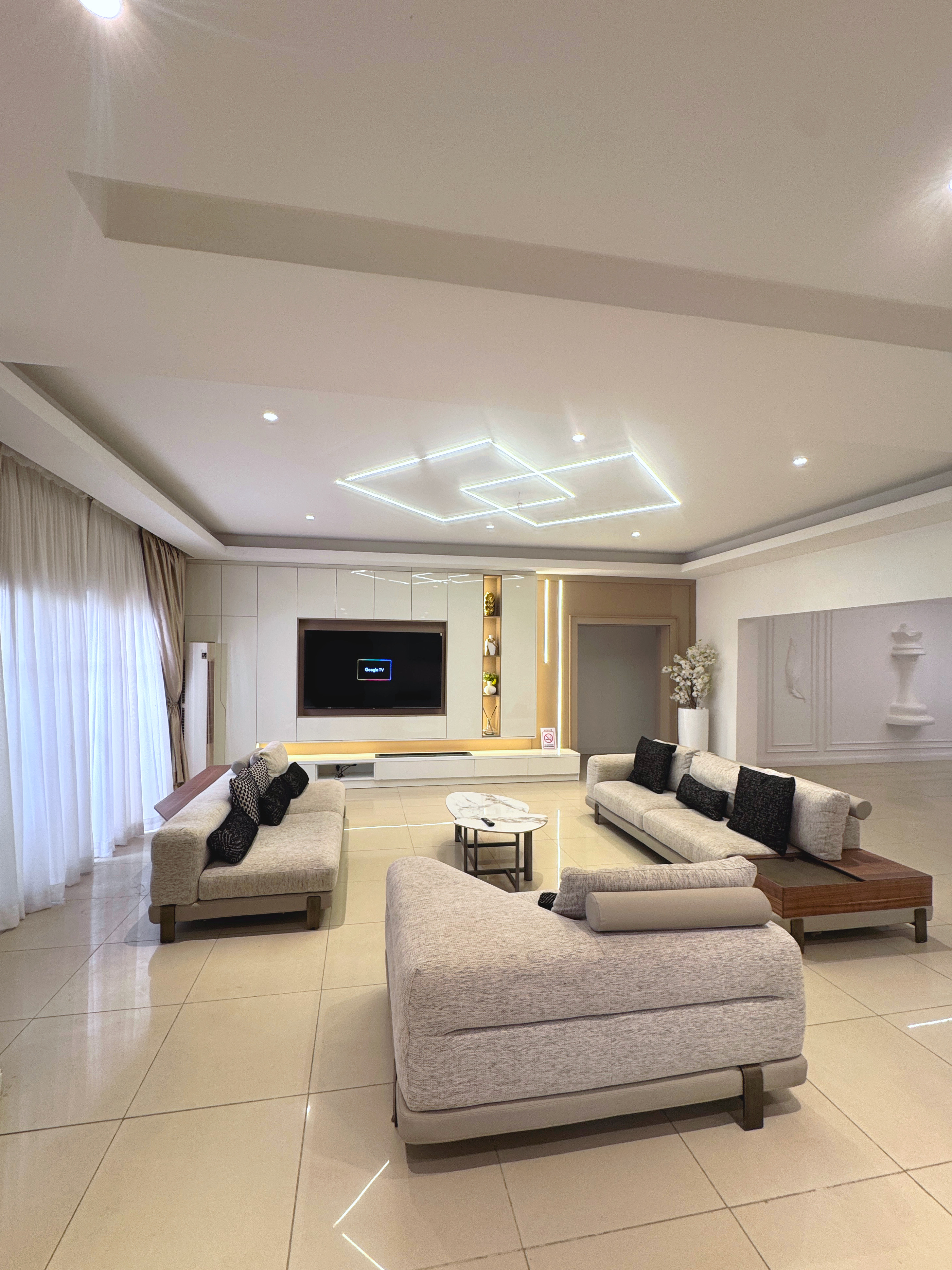 2 Bedroom with a Swimming Pool, 24/7 A.C In Mabushi