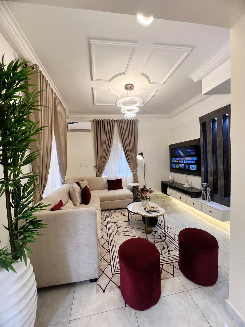 2 Bedroom in Wuse 2 around 1st Forty Hotel