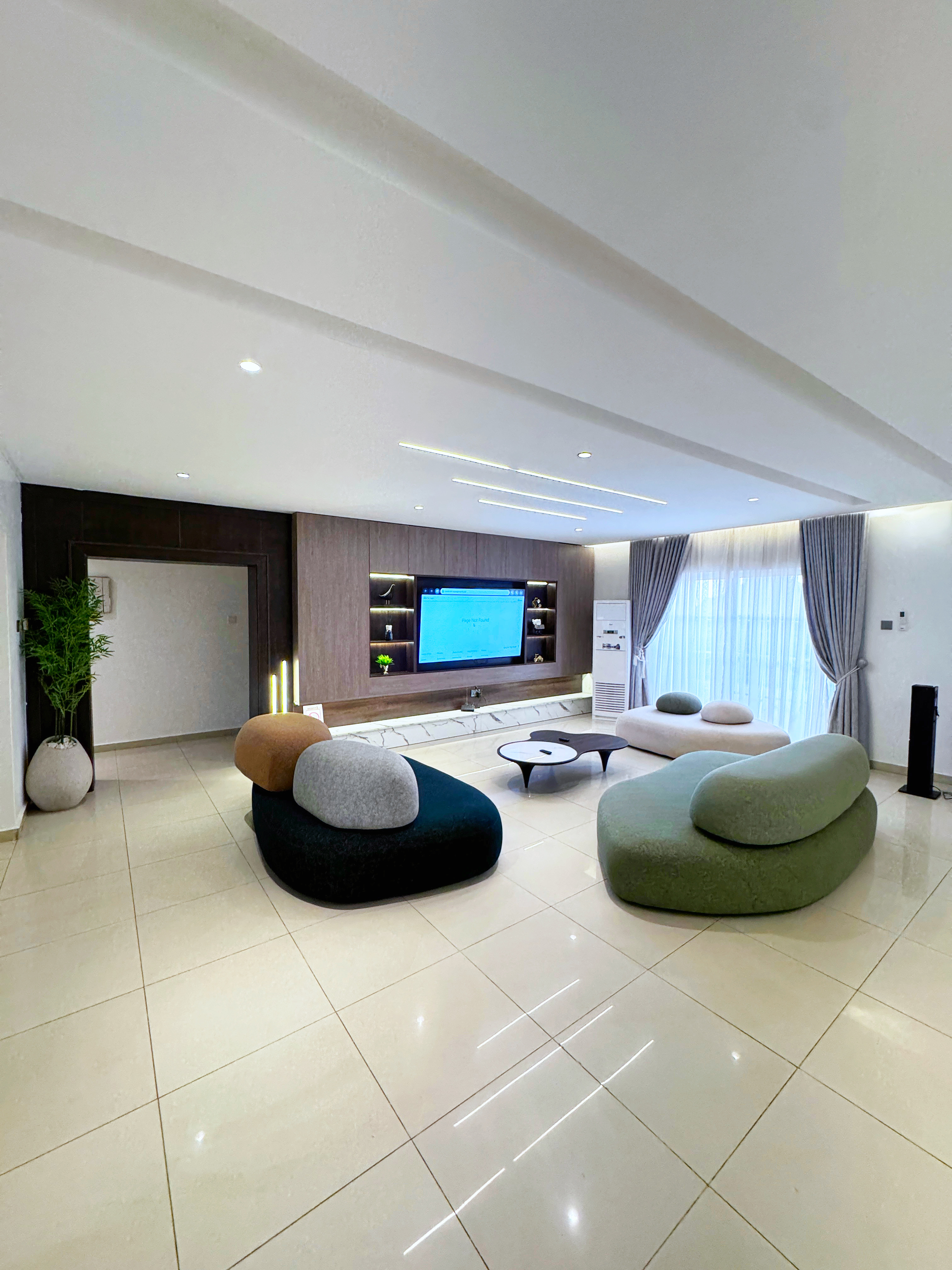 2 Bedroom with a Swimming Pool, 24/7 A.C In Mabushi