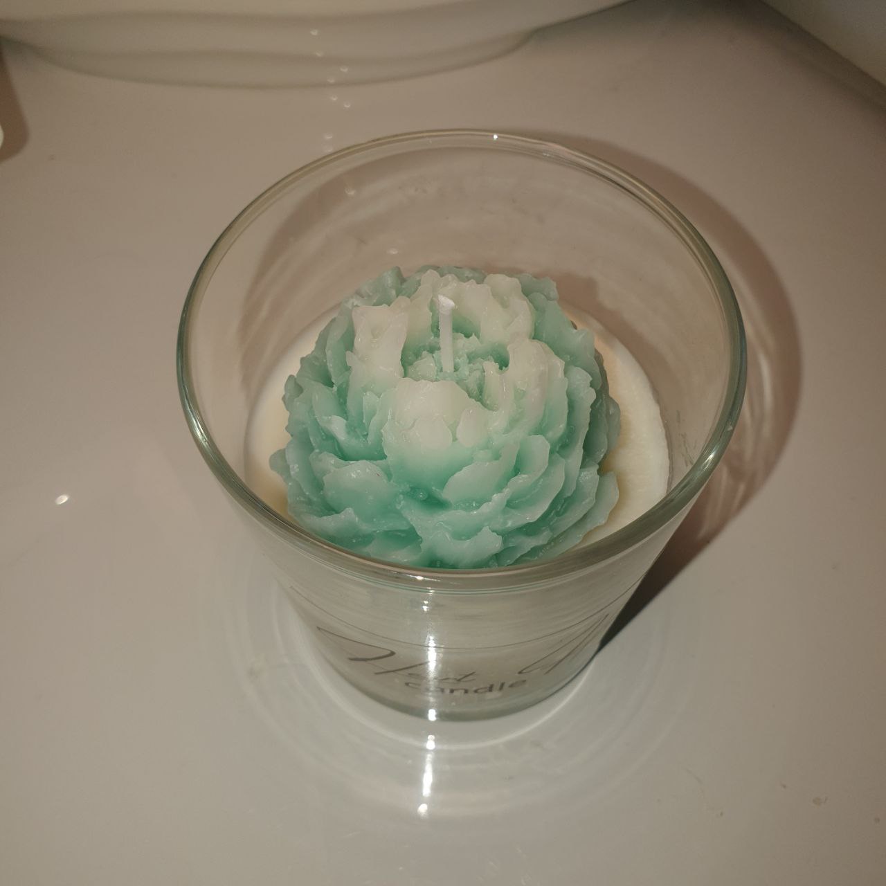 Green Flower Elegance