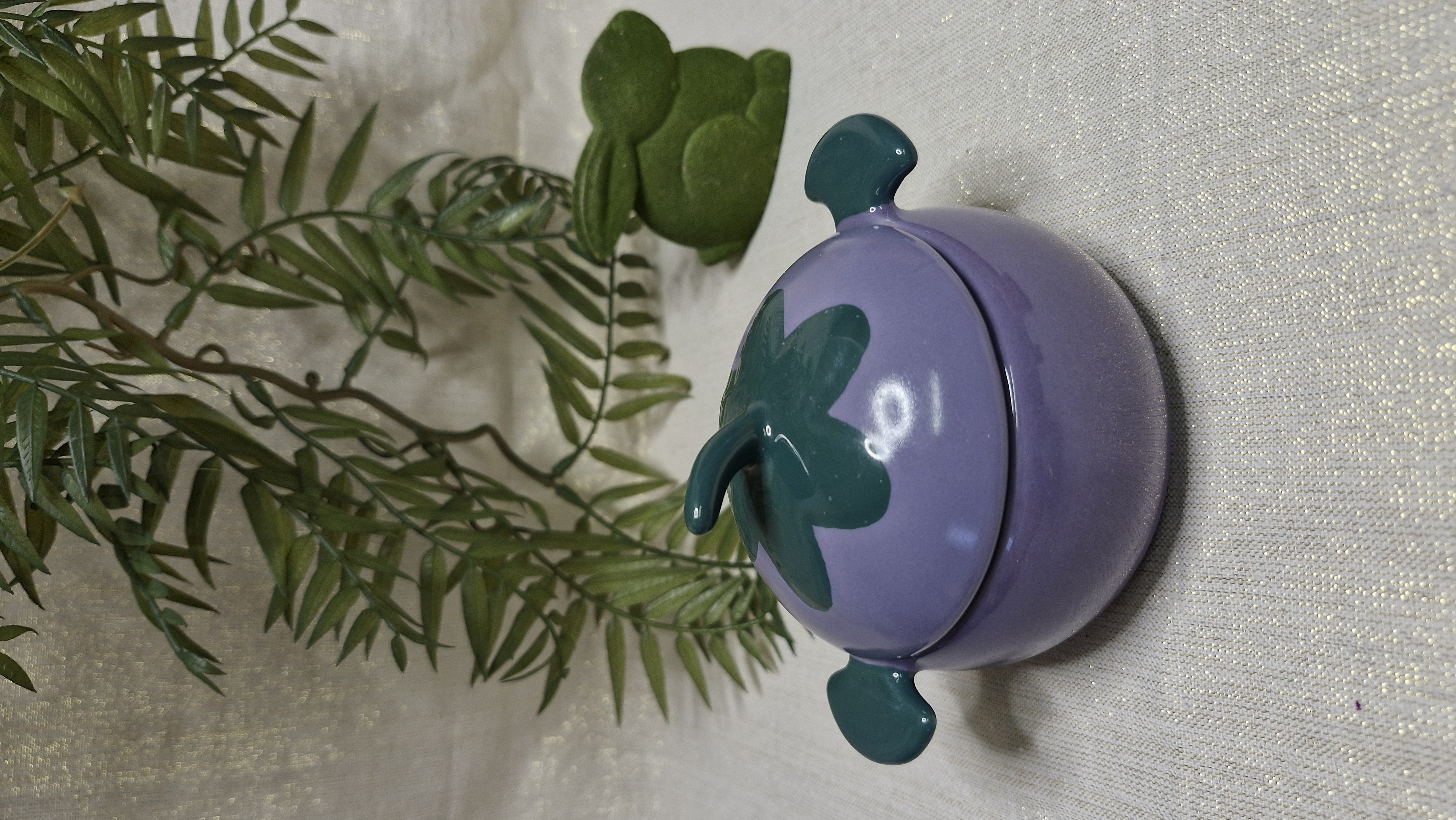 Petite Aubergine en céramique