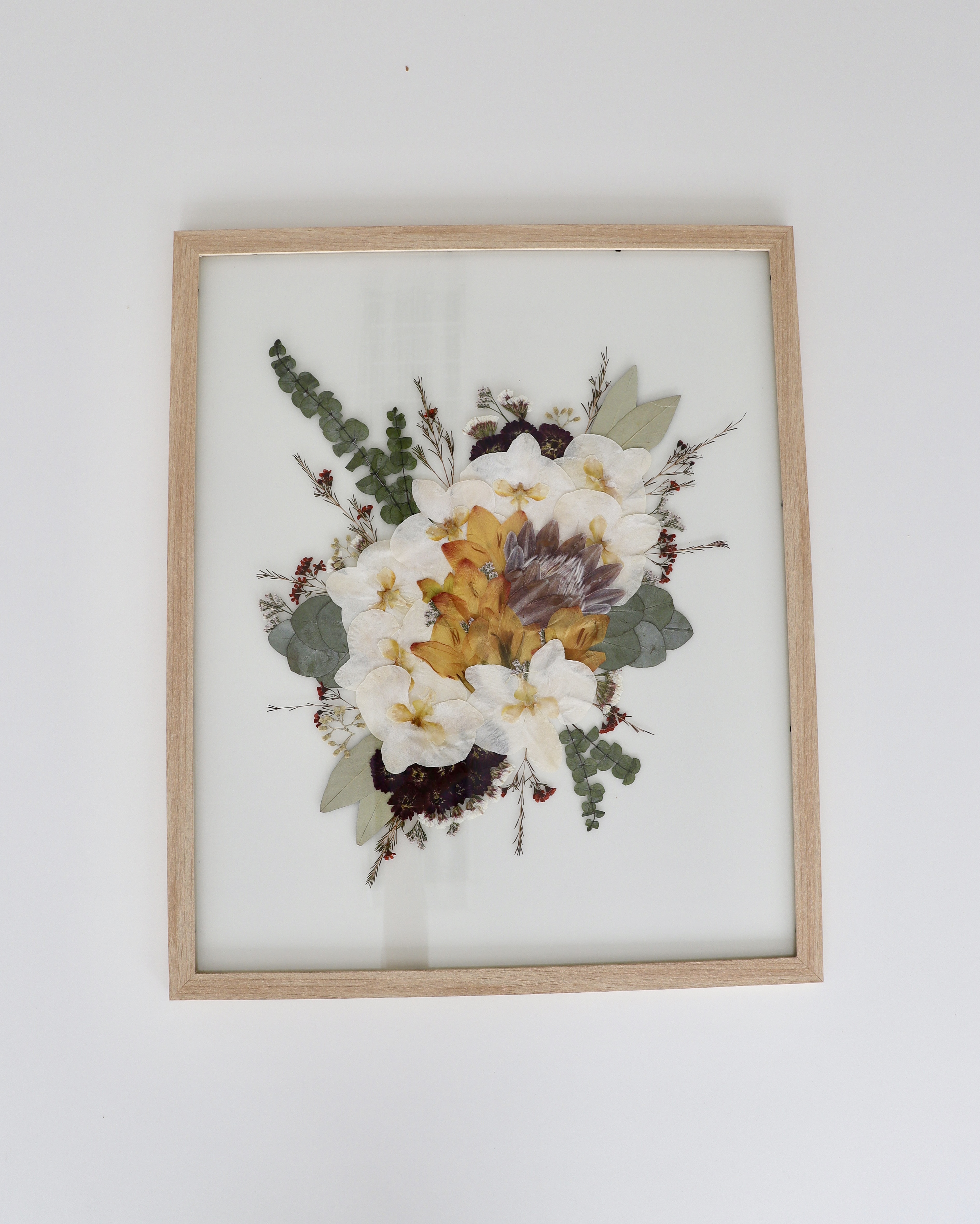 Eternização em moldura flutuante 45 x 60cm