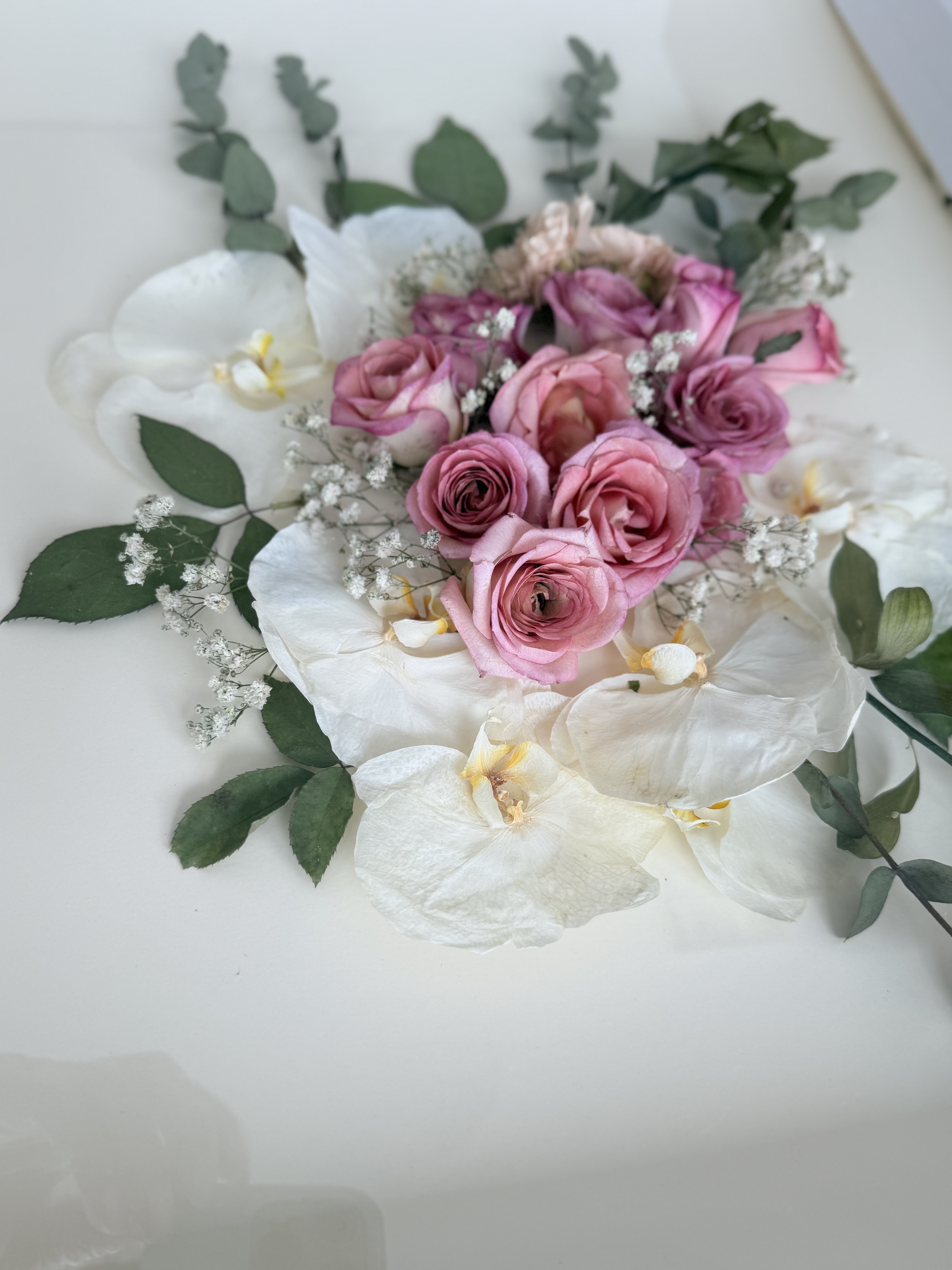 Eternização de buquê em quadro caixa 40x60x7cm