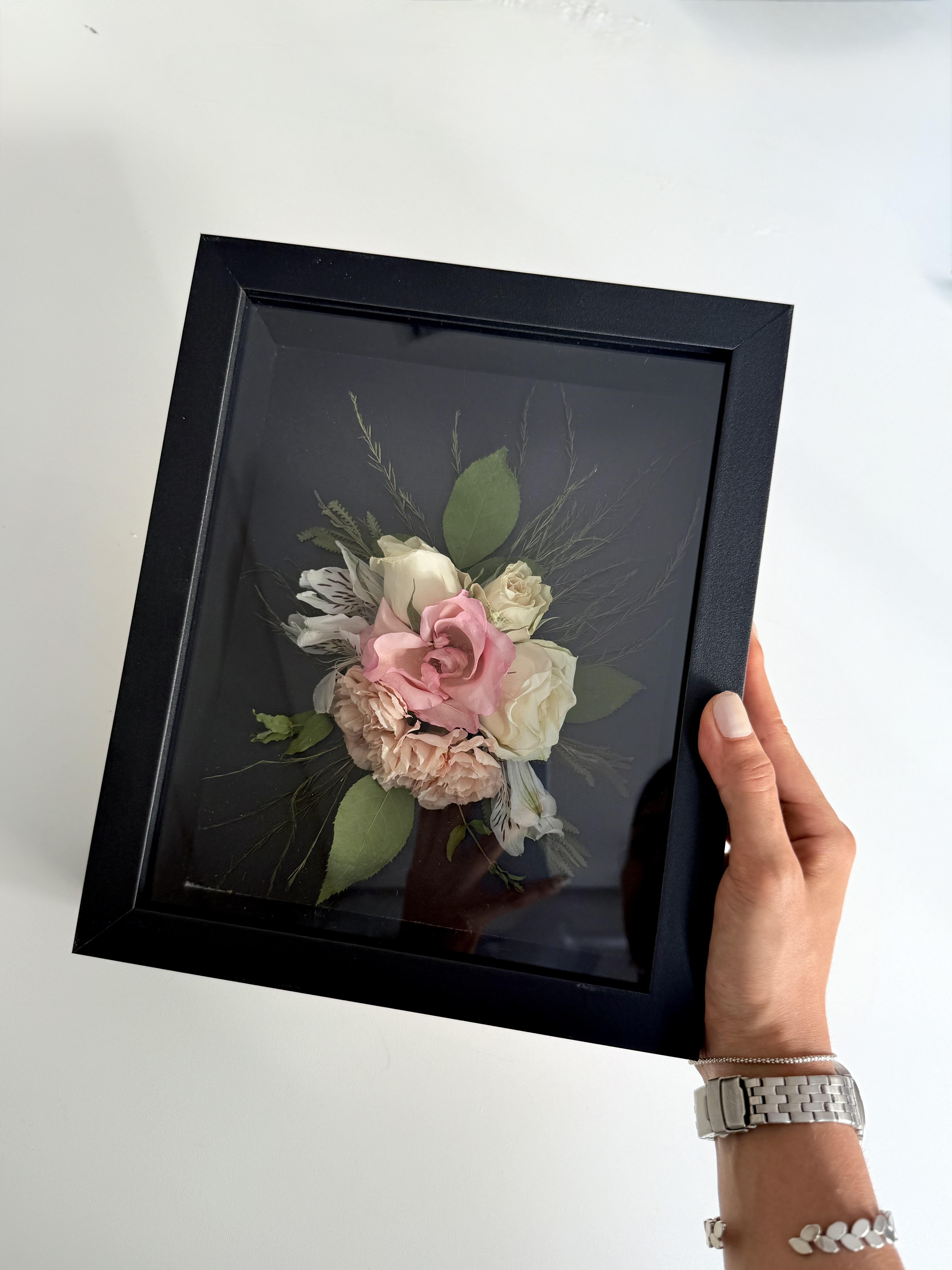 Eternização de buquê em quadro caixa 20x25x7