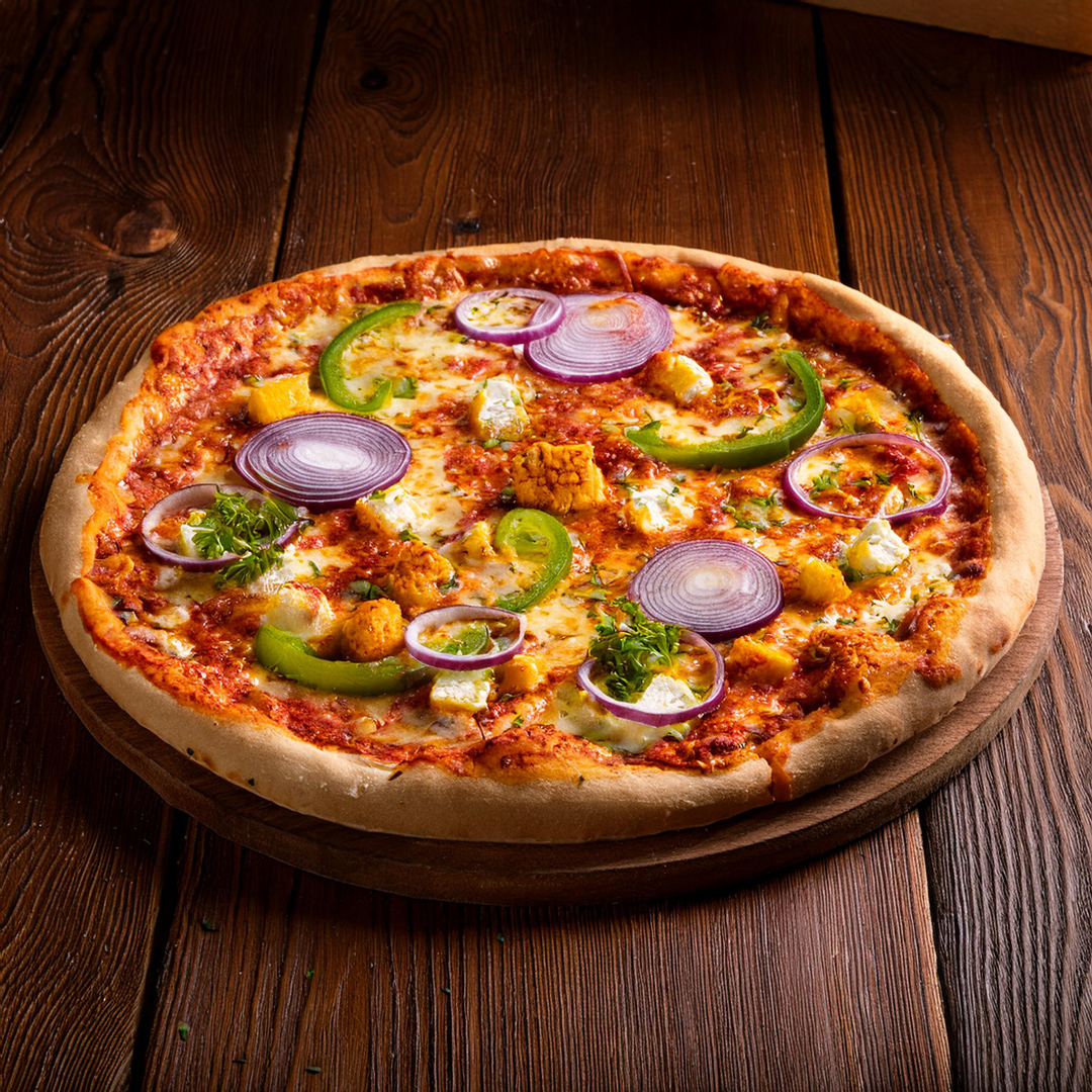 Mini Schezwan Style Paneer Pizza