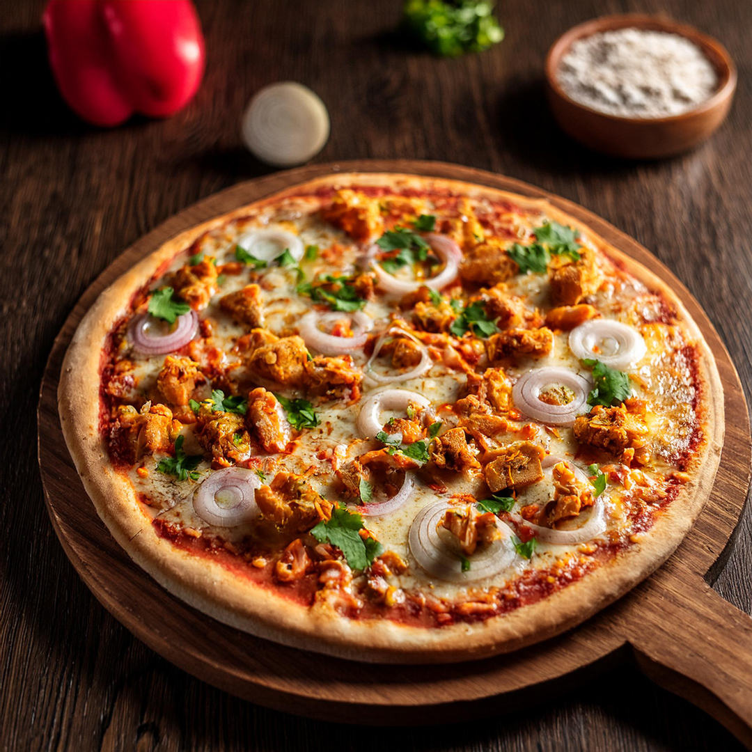 Mini Chettinad Style Chicken Pizza