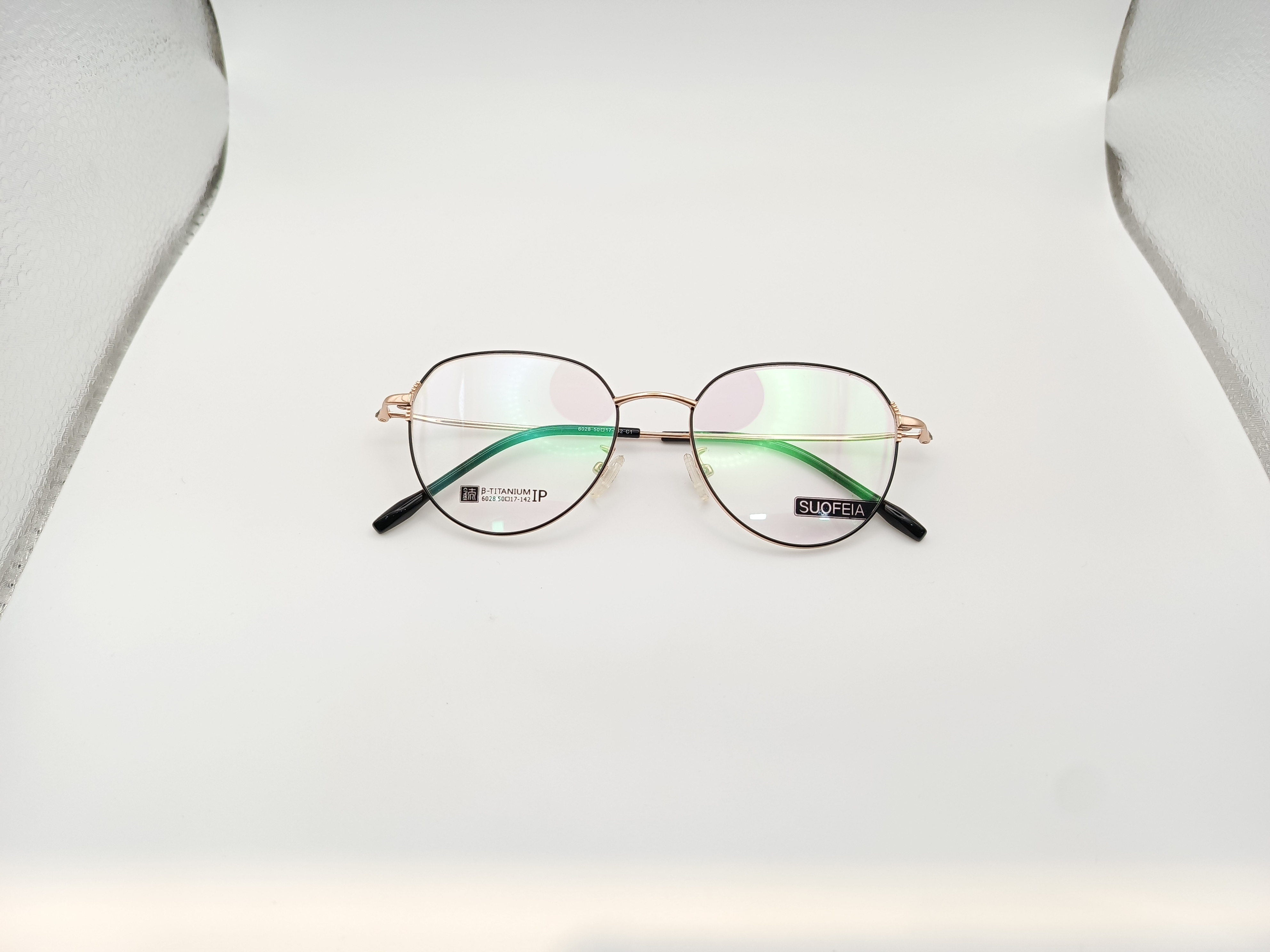 Round-frame eyeglasses SOH 031