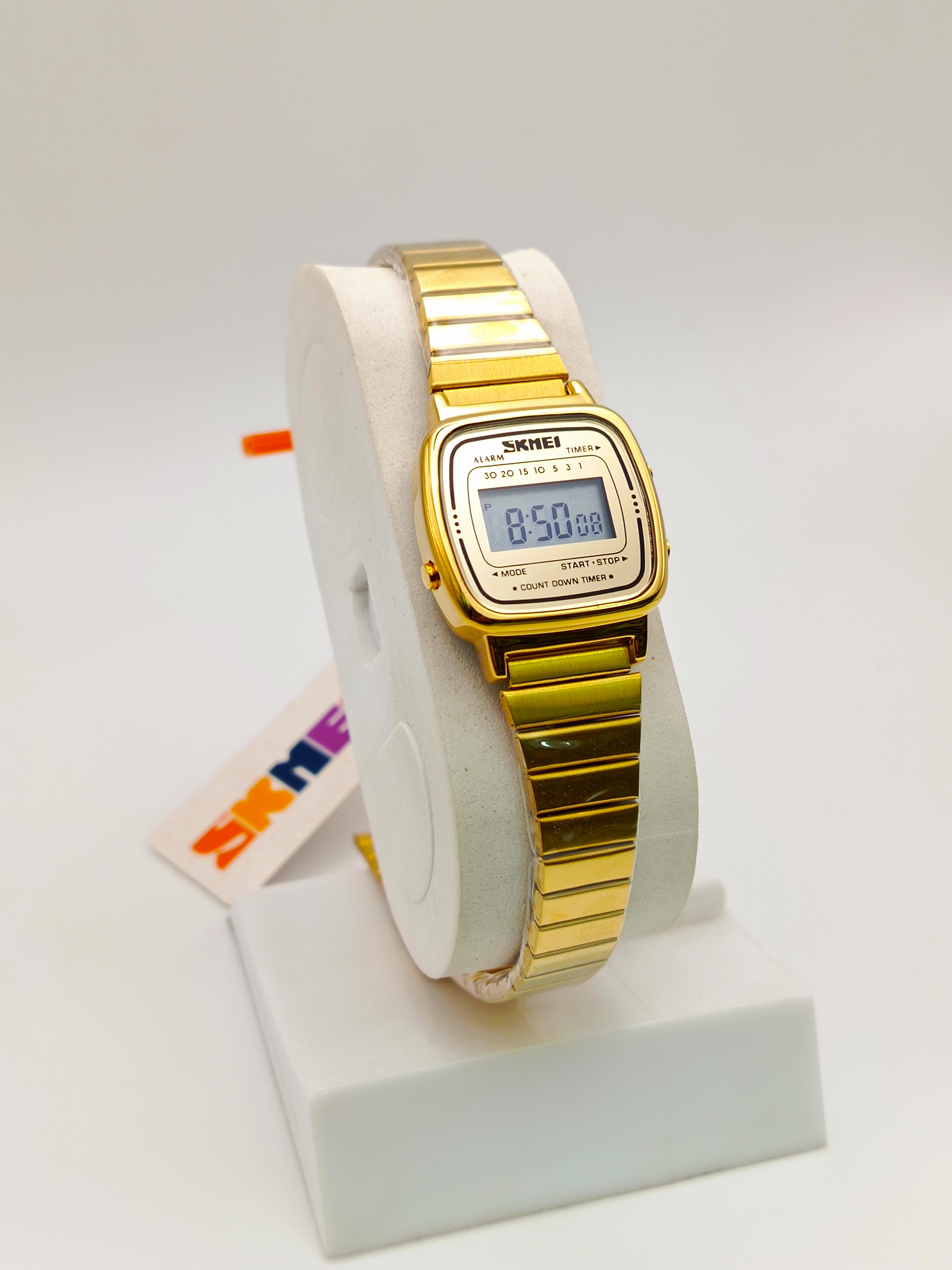 SKEMEI WOMEN Digital Gold Watch