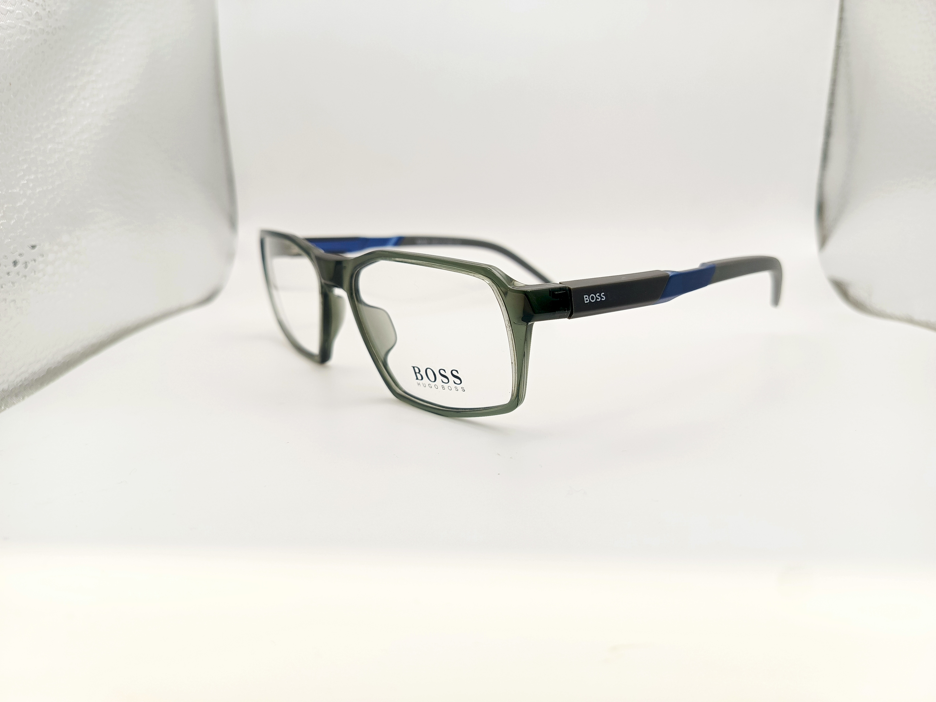 Hugo Boss Eyeglasses For Men  SOH 1064