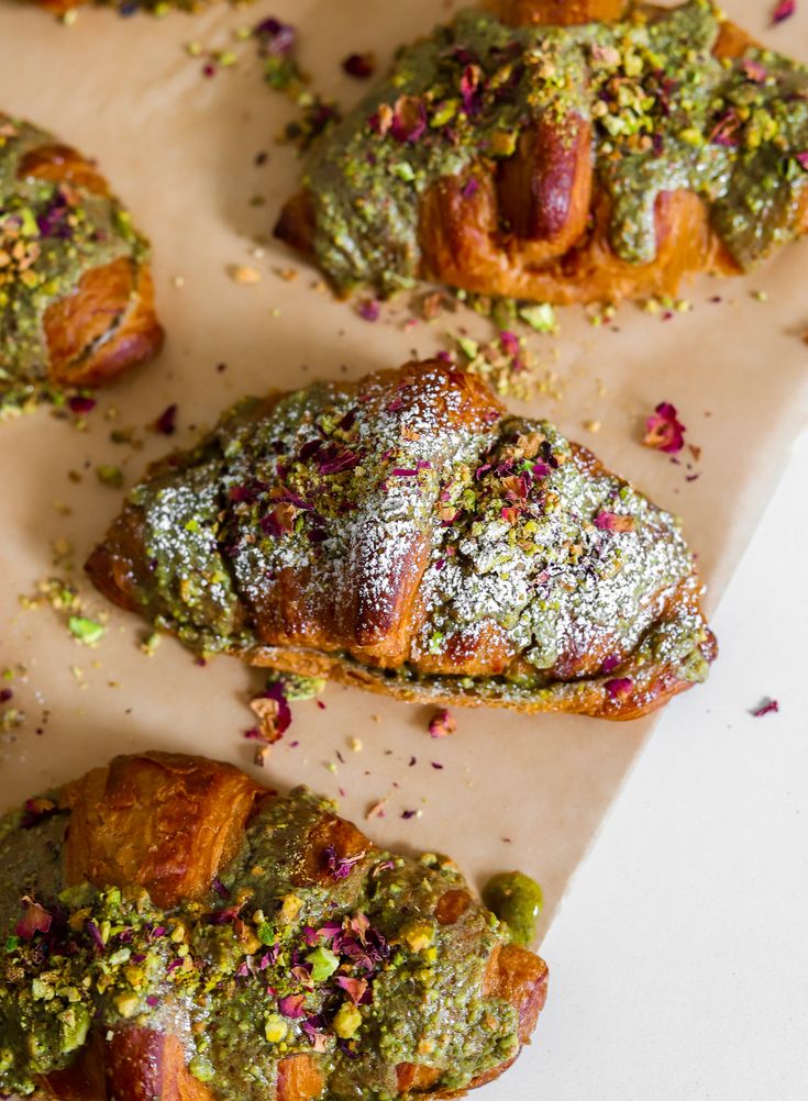 Pistachio Croissant