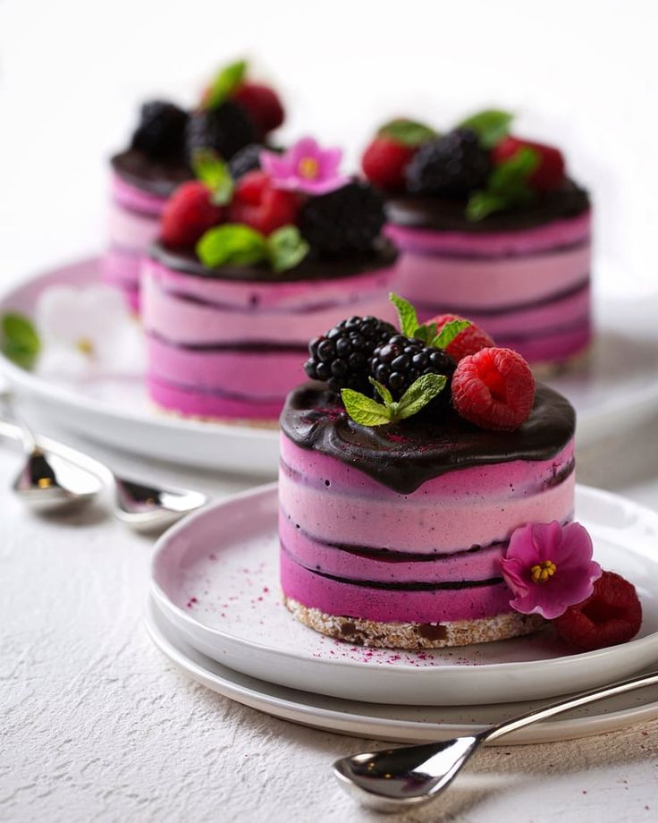 Berry Cake