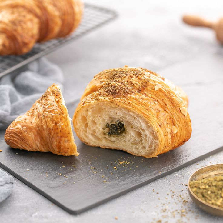 Thyme Croissant 