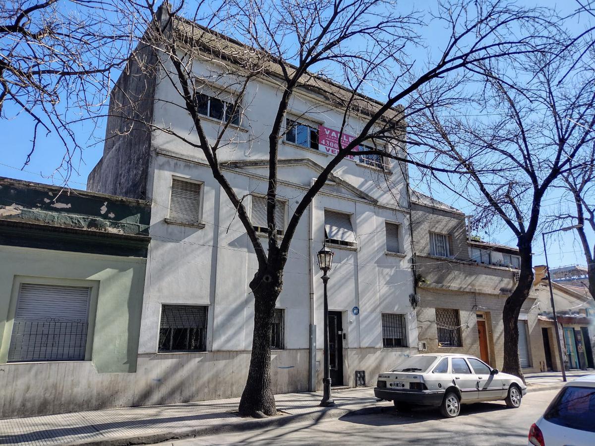Juan de Dios Filiberto al 900